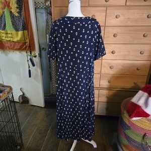 Elegant Navy Floral Maxi Dress